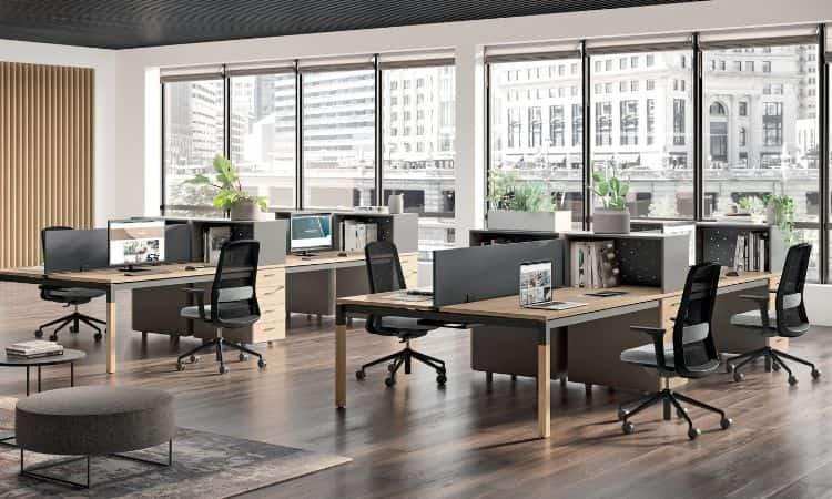 Bureau professionnel moderne pour création d'entreprise